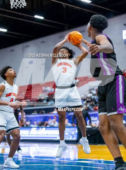 Thumbnail 2 in Hawthorne vs. Crossroad Academy (FHSAA Rural Class Final) photogallery.