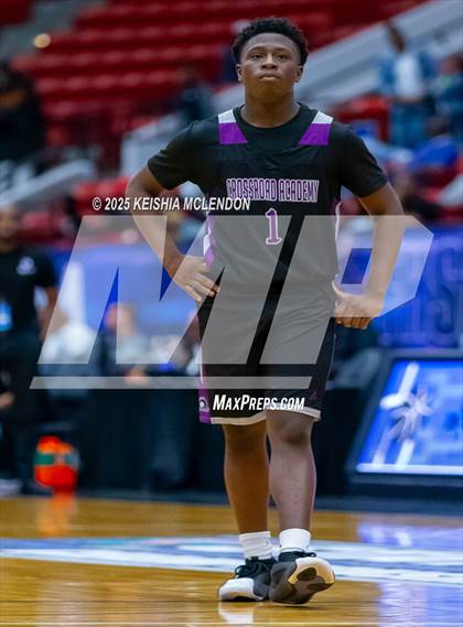 Thumbnail 3 in Hawthorne vs. Crossroad Academy (FHSAA Rural Class Final) photogallery.