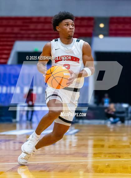 Thumbnail 2 in Hawthorne vs. Crossroad Academy (FHSAA Rural Class Final) photogallery.