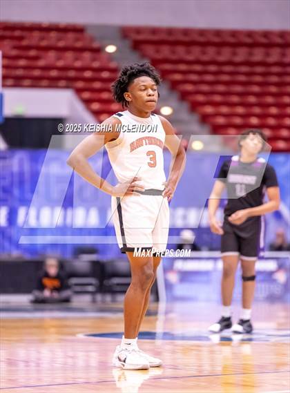Thumbnail 2 in Hawthorne vs. Crossroad Academy (FHSAA Rural Class Final) photogallery.