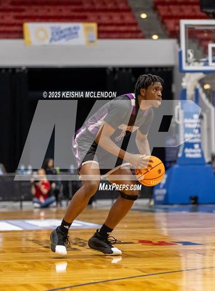 Thumbnail 2 in Hawthorne vs. Crossroad Academy (FHSAA Rural Class Final) photogallery.