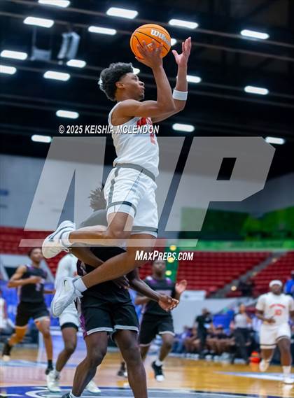 Thumbnail 3 in Hawthorne vs. Crossroad Academy (FHSAA Rural Class Final) photogallery.