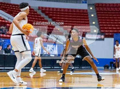 Thumbnail 2 in Hawthorne vs. Crossroad Academy (FHSAA Rural Class Final) photogallery.