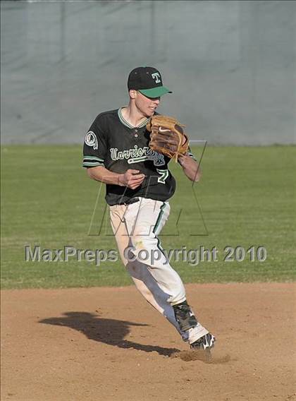 Thumbnail 2 in Shafter @ Tehachapi photogallery.