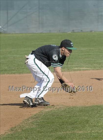 Thumbnail 2 in Shafter @ Tehachapi photogallery.
