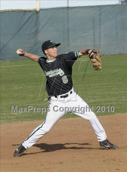 Thumbnail 2 in Shafter @ Tehachapi photogallery.