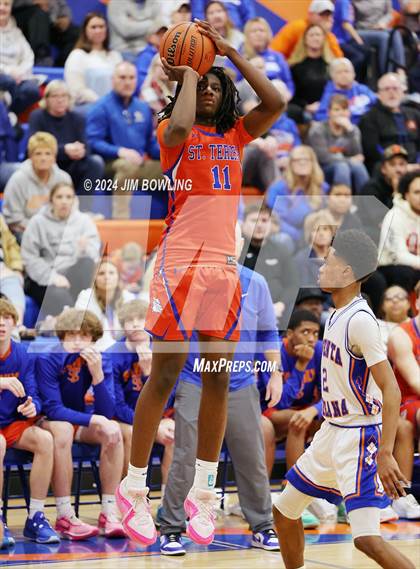 Thumbnail 3 in St. Teresa vs Argenta-Oreana (IHSA 1A Regional Final) photogallery.