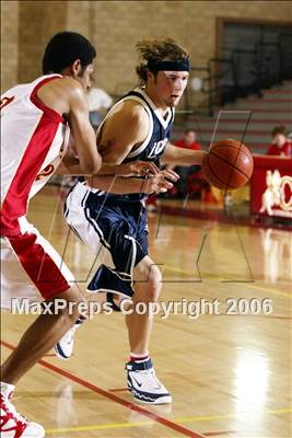 Thumbnail 2 in Coronado vs. Cathedral (Torrey Pines Holiday Classic) photogallery.