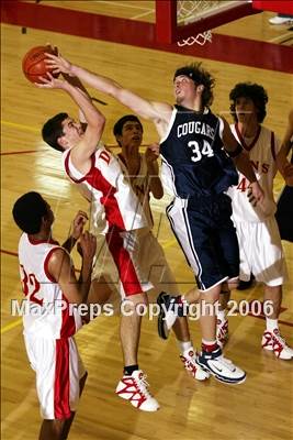 Thumbnail 2 in Coronado vs. Cathedral (Torrey Pines Holiday Classic) photogallery.