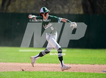 Thumbnail 2 in Maloney @ Farmington photogallery.