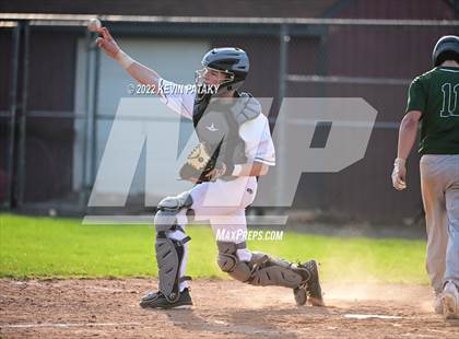 Thumbnail 1 in Maloney @ Farmington photogallery.