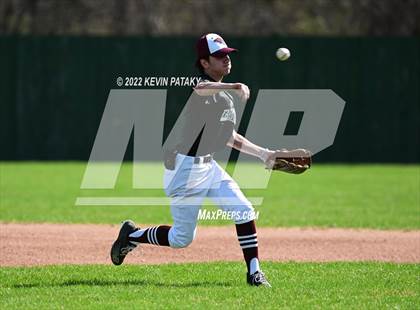 Thumbnail 2 in Maloney @ Farmington photogallery.