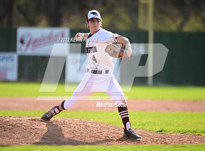 Thumbnail 3 in Maloney @ Farmington photogallery.