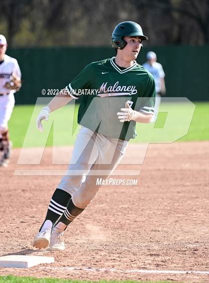 Thumbnail 2 in Maloney @ Farmington photogallery.