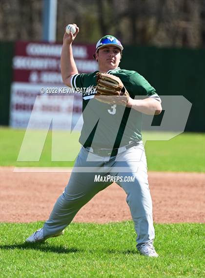 Thumbnail 2 in Maloney @ Farmington photogallery.