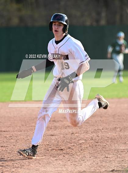 Thumbnail 1 in Maloney @ Farmington photogallery.