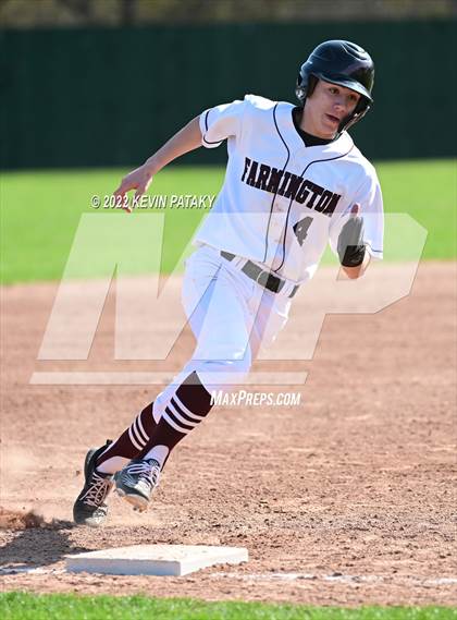 Thumbnail 3 in Maloney @ Farmington photogallery.
