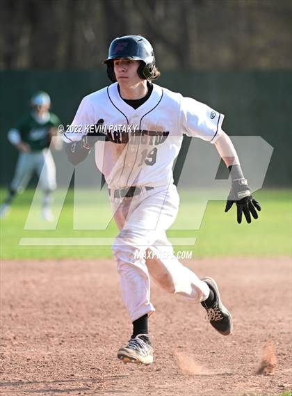 Thumbnail 3 in Maloney @ Farmington photogallery.
