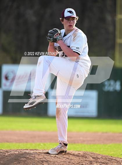 Thumbnail 3 in Maloney @ Farmington photogallery.