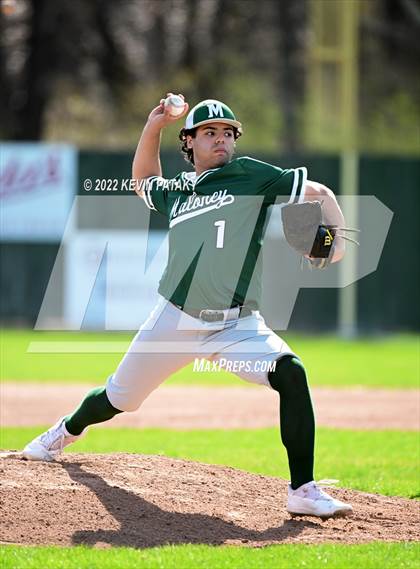 Thumbnail 2 in Maloney @ Farmington photogallery.