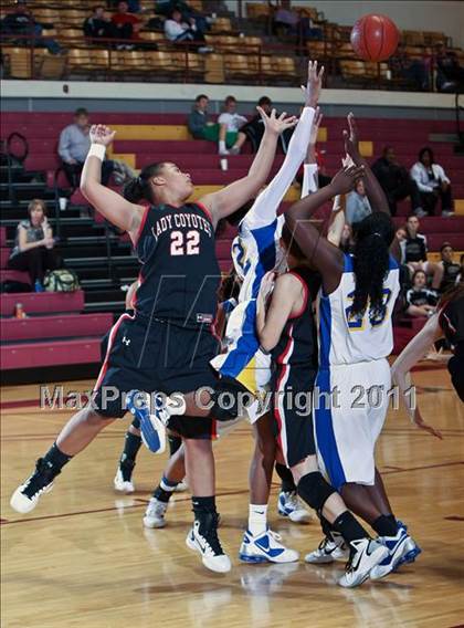 Thumbnail 2 in Wichita Falls vs. Dallas Samuell (Fantasy of Lights) photogallery.