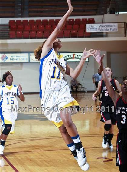 Thumbnail 1 in Wichita Falls vs. Dallas Samuell (Fantasy of Lights) photogallery.