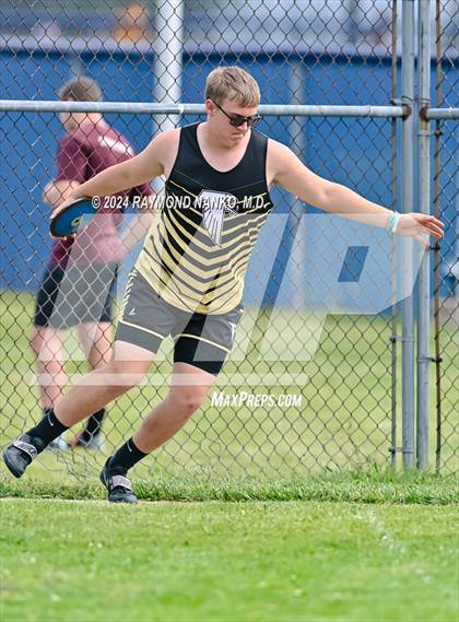 Thumbnail 1 in IHSAA Delta Sectional (Discus)  photogallery.
