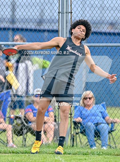 Thumbnail 1 in IHSAA Delta Sectional (Discus)  photogallery.
