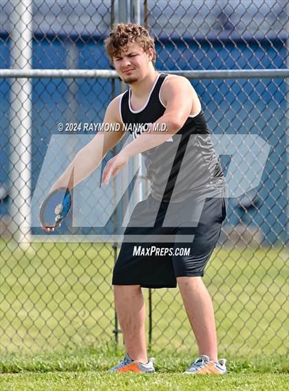 Thumbnail 1 in IHSAA Delta Sectional (Discus)  photogallery.