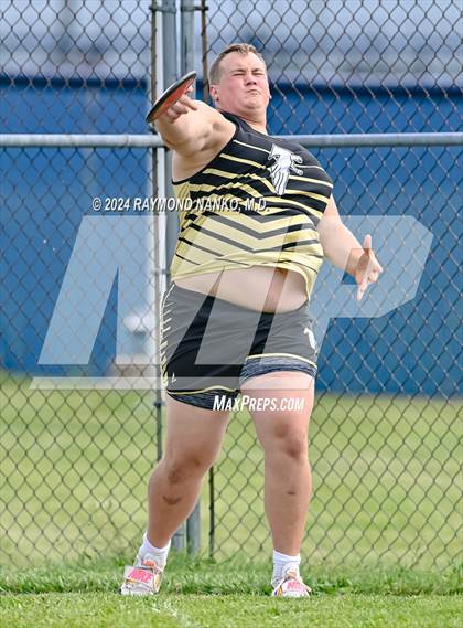 Thumbnail 2 in IHSAA Delta Sectional (Discus)  photogallery.