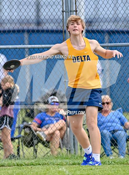 Thumbnail 3 in IHSAA Delta Sectional (Discus)  photogallery.