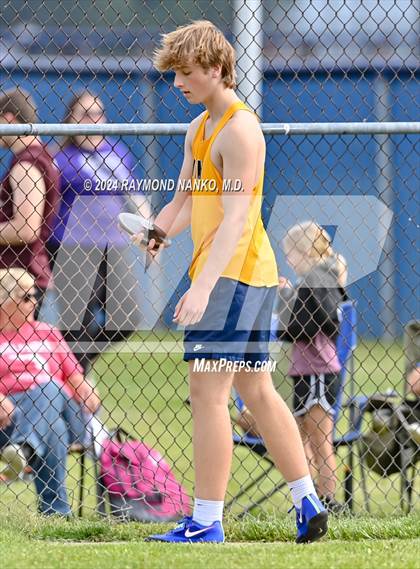 Thumbnail 1 in IHSAA Delta Sectional (Discus)  photogallery.