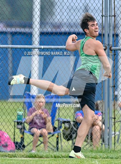 Thumbnail 2 in IHSAA Delta Sectional (Discus)  photogallery.