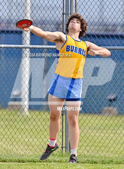 Thumbnail 1 in IHSAA Delta Sectional (Discus)  photogallery.