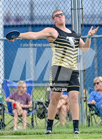 Thumbnail 1 in IHSAA Delta Sectional (Discus)  photogallery.