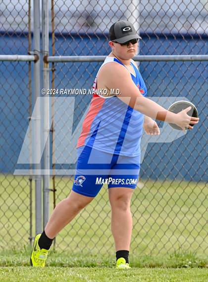 Thumbnail 1 in IHSAA Delta Sectional (Discus)  photogallery.