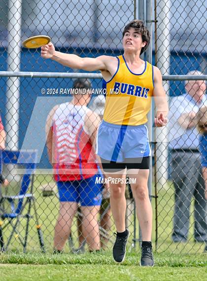 Thumbnail 3 in IHSAA Delta Sectional (Discus)  photogallery.