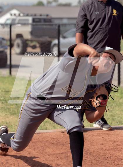 Thumbnail 3 in Covina vs Santa Fe photogallery.