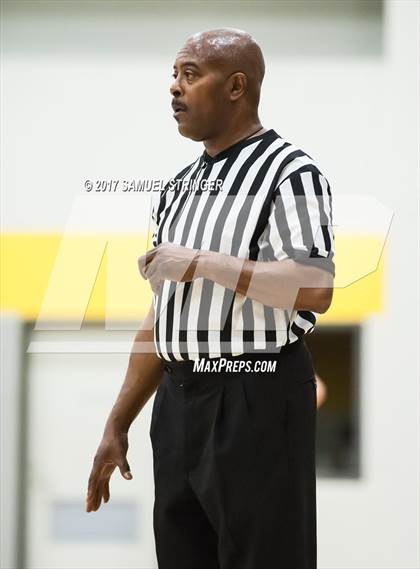 Thumbnail 2 in Sacramento @ Saint Francis (CIF NorCal D2 Regional Playoff) photogallery.