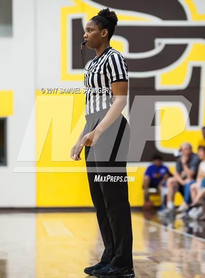 Thumbnail 2 in Sacramento @ Saint Francis (CIF NorCal D2 Regional Playoff) photogallery.