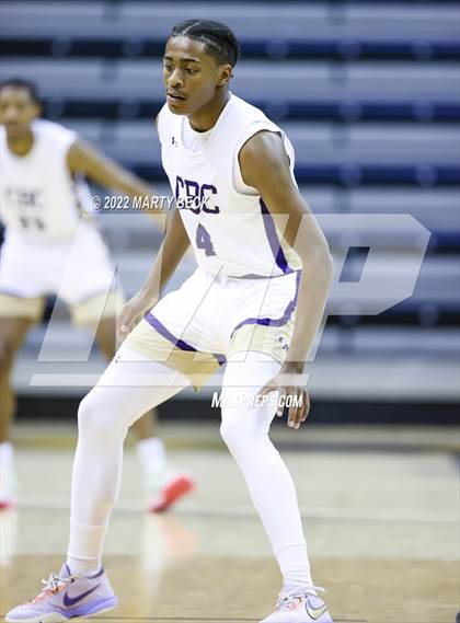 Thumbnail 3 in Christian Brothers vs Kickapoo (Norm Stewart Classic) photogallery.
