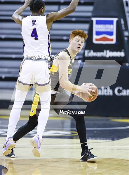 Thumbnail 3 in Christian Brothers vs Kickapoo (Norm Stewart Classic) photogallery.