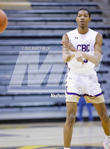 Thumbnail 3 in Christian Brothers vs Kickapoo (Norm Stewart Classic) photogallery.