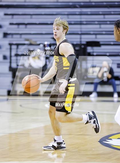 Thumbnail 2 in Christian Brothers vs Kickapoo (Norm Stewart Classic) photogallery.