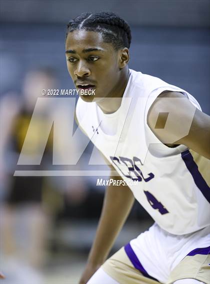 Thumbnail 2 in Christian Brothers vs Kickapoo (Norm Stewart Classic) photogallery.