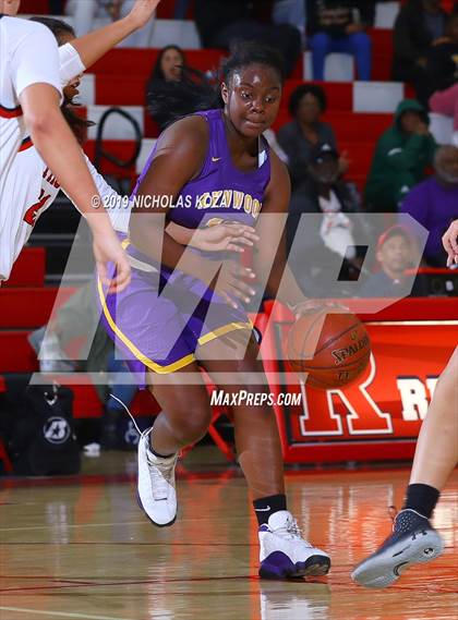 Thumbnail 3 in Lynwood vs. Troy (Battle at the Beach) photogallery.