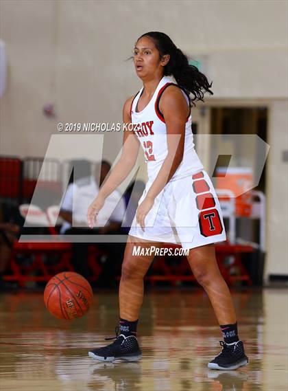 Thumbnail 2 in Lynwood vs. Troy (Battle at the Beach) photogallery.