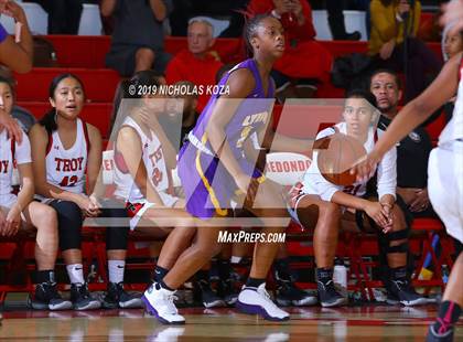 Thumbnail 3 in Lynwood vs. Troy (Battle at the Beach) photogallery.