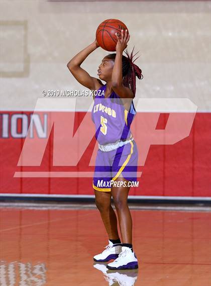 Thumbnail 1 in Lynwood vs. Troy (Battle at the Beach) photogallery.