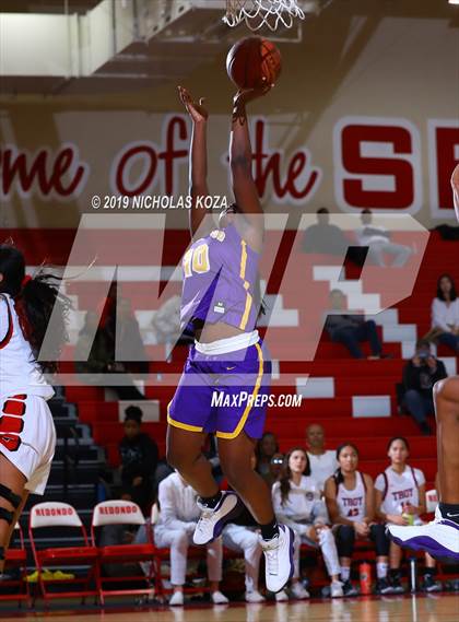 Thumbnail 2 in Lynwood vs. Troy (Battle at the Beach) photogallery.